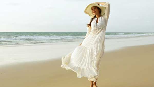 Top 5 Summer Outfits That Keep You Cool: Chic Styles for Hot Days